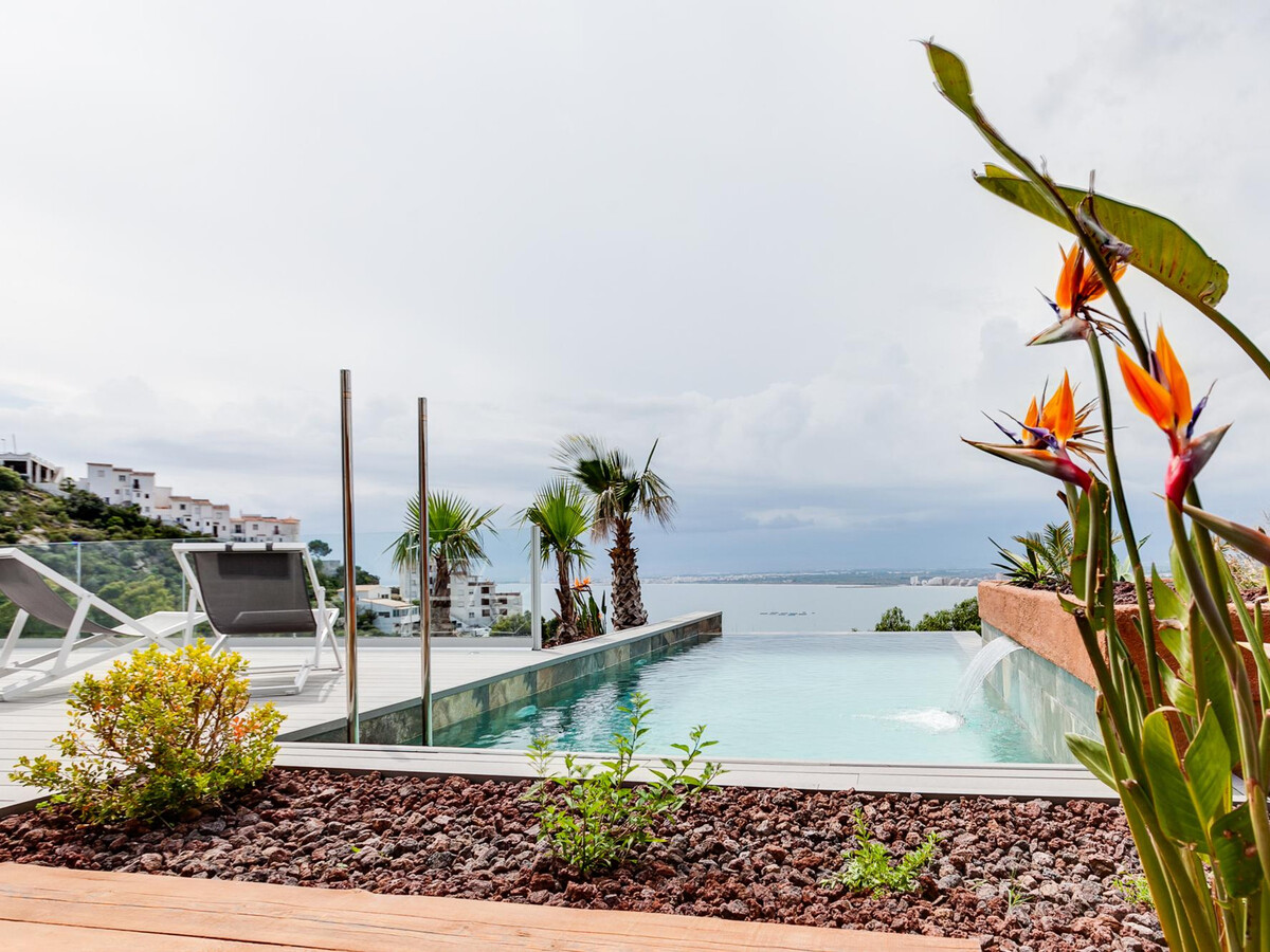 Maison 6 pers. à Roses, piscine infinie et vue mer - Photo 18