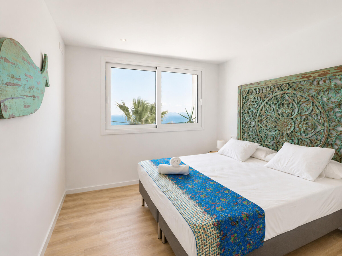 Maison mitoyenne Roses, piscine privée et vue mer - Photo 14
