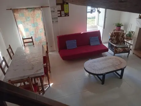 Maison avec jardin clôturé et barbecue à Raslay, 6 personnes : photo 4