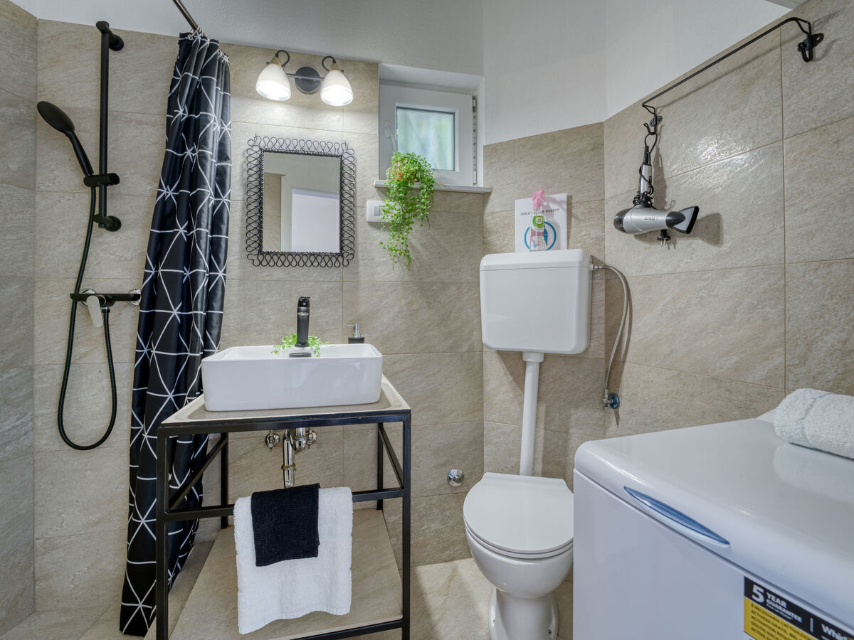 Villa Nika Studio, bungalow 20 m² à 350 m de la mer - Photo 14