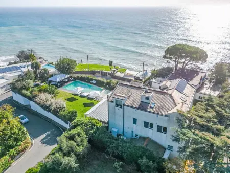 Location appartement à Albisola, Verney