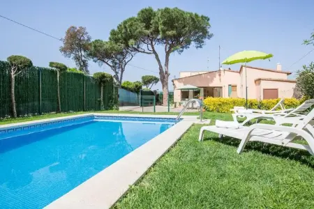 Location villa à Esclanya, Villa à Costa Brava avec piscine proche plage