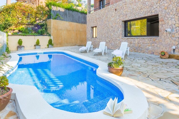 Villa Ponent à Lloret de Mar, piscine privée près de Cala Canyelles - Photo 8
