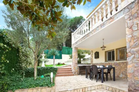 Location villa à Lloret de Mar, Villa vue mer et montagne avec piscine