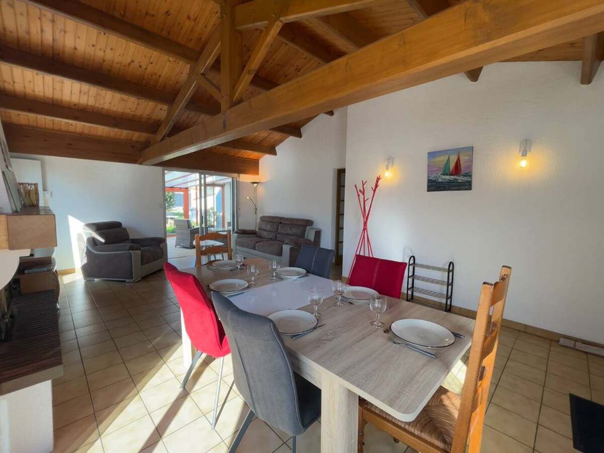 Maison plain-pied Saint-Jean-de-Monts, jardin 500m², proche océan - Photo 3