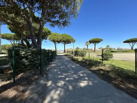 Studio 2 pers. Port Camargue, terrasse vue mer et piscine : photo 18
