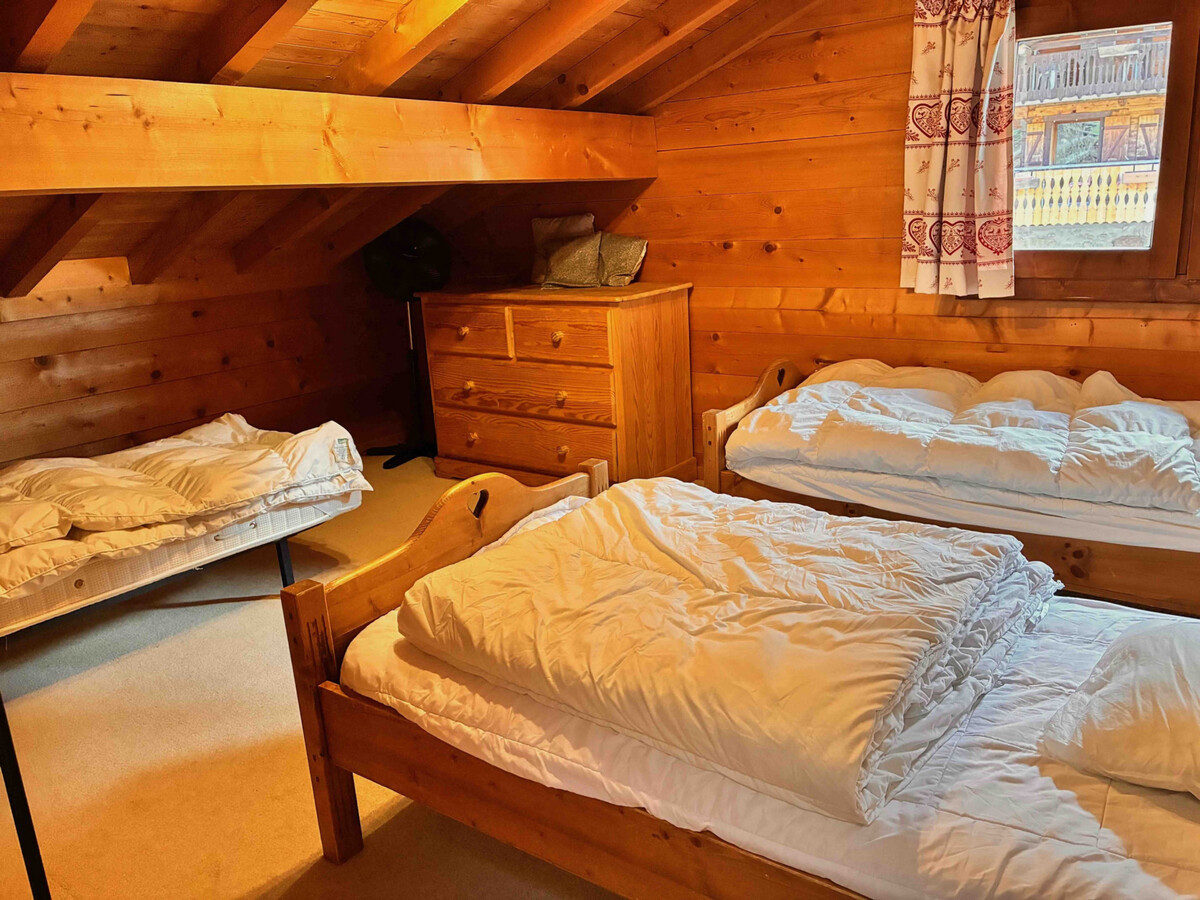 Chalet Braconnier 15 pers, 7 chambres, jacuzzi à Châtel - Photo 17