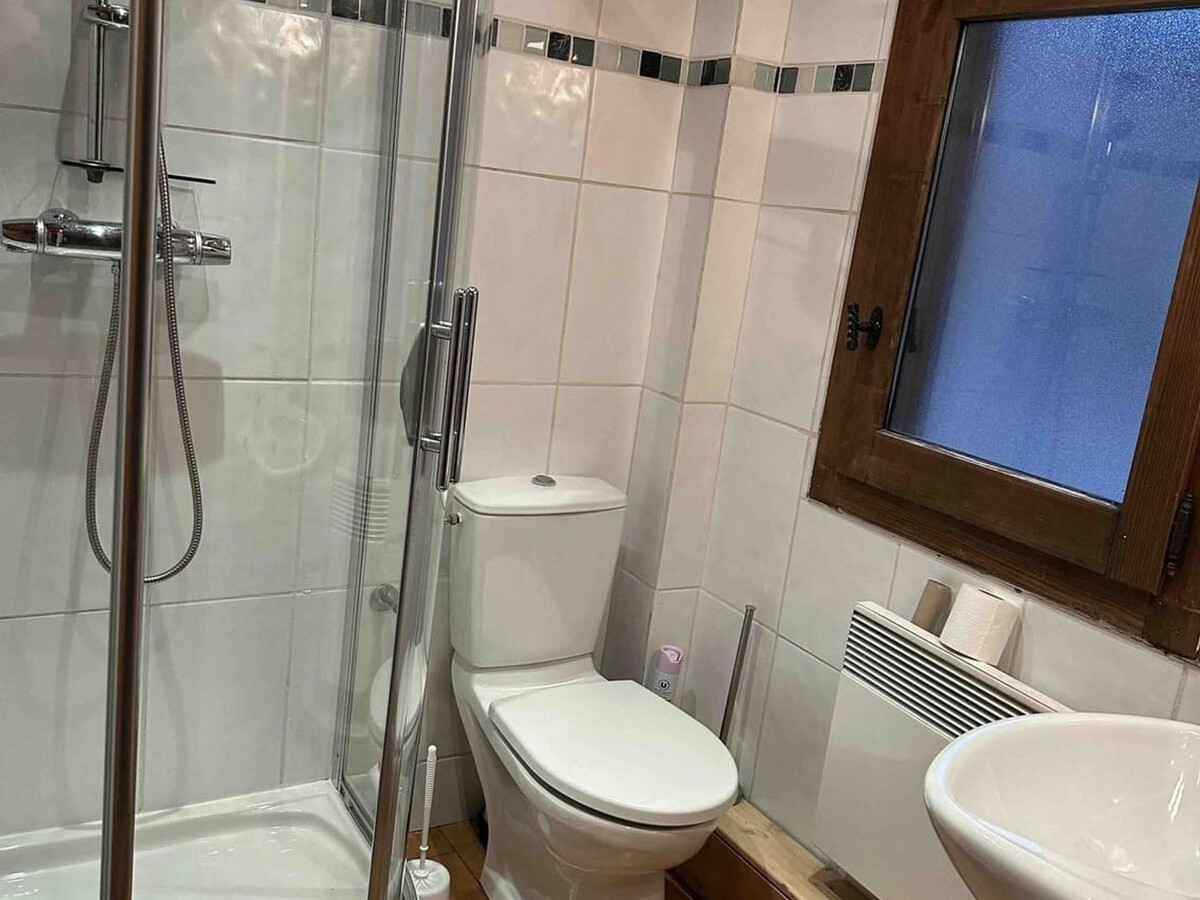 Chalet Braconnier 15 pers, 7 chambres, jacuzzi à Châtel - Photo 26