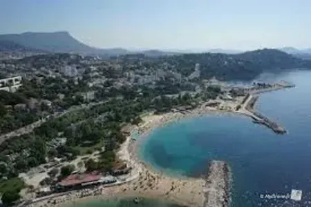 Studio avec vue sur la ville au cœur de Toulon, entrée privée : photo 8