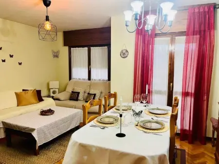 Maison avec balcon et vue sur jardin à Vinuesa, 2 chambres : photo 15