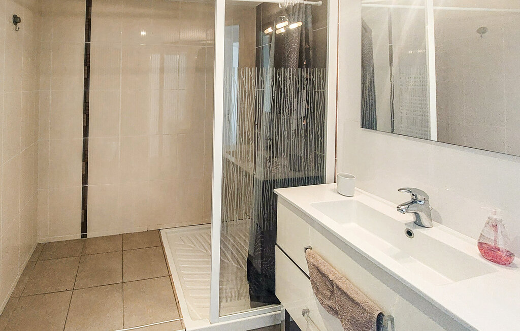Appartement 50 m² face à la plage à Saint-Gilles-Croix-de-Vie - Photo 13