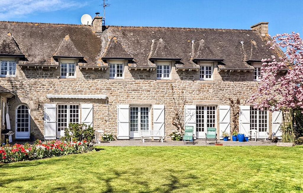 Maison du 18e siècle avec jardin à Plélan-le-Petit - Photo 6