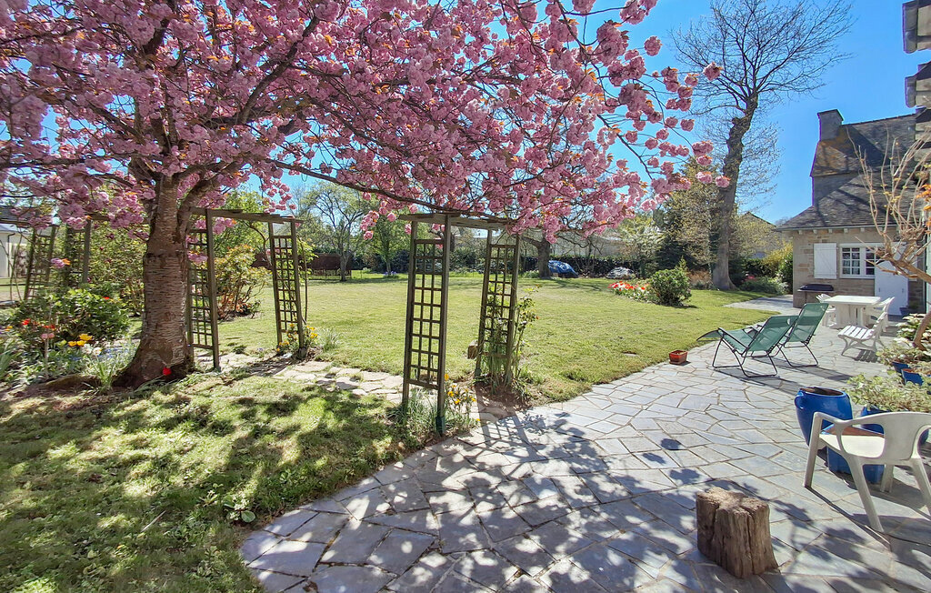 Maison du 18e siècle avec jardin à Plélan-le-Petit - Photo 7