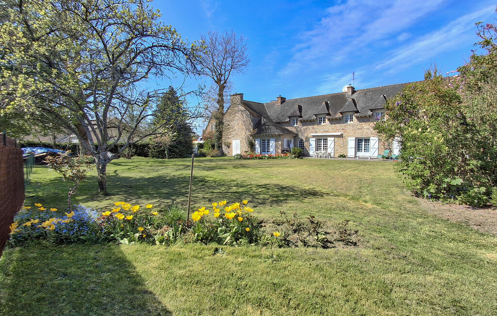 Maison du 18e siècle avec jardin à Plélan-le-Petit - Photo 10