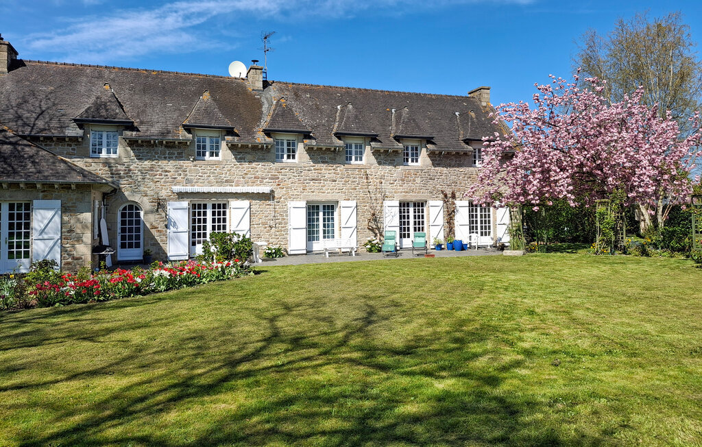 Maison du 18e siècle avec jardin à Plélan-le-Petit - Photo 11