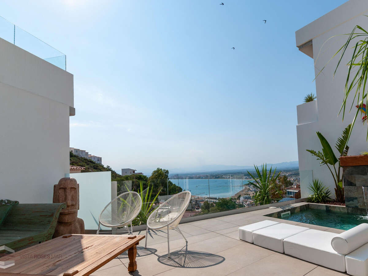 Villa moderne 4 chambres, piscine privée, vue Baie de Roses - Photo 1