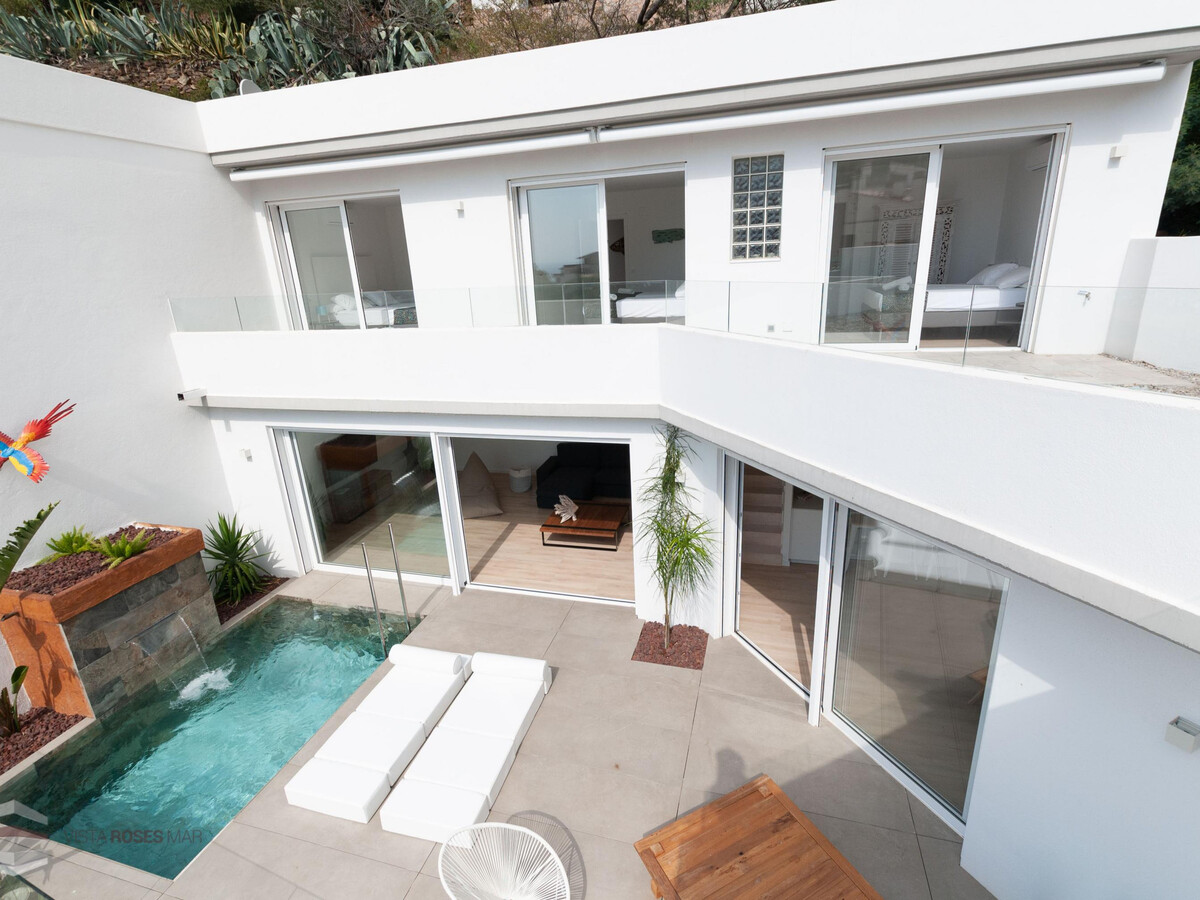 Villa moderne 4 chambres, piscine privée, vue Baie de Roses - Photo 14