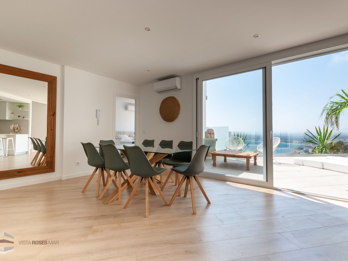 Villa moderne 4 chambres, piscine privée, vue Baie de Roses - Photo 15