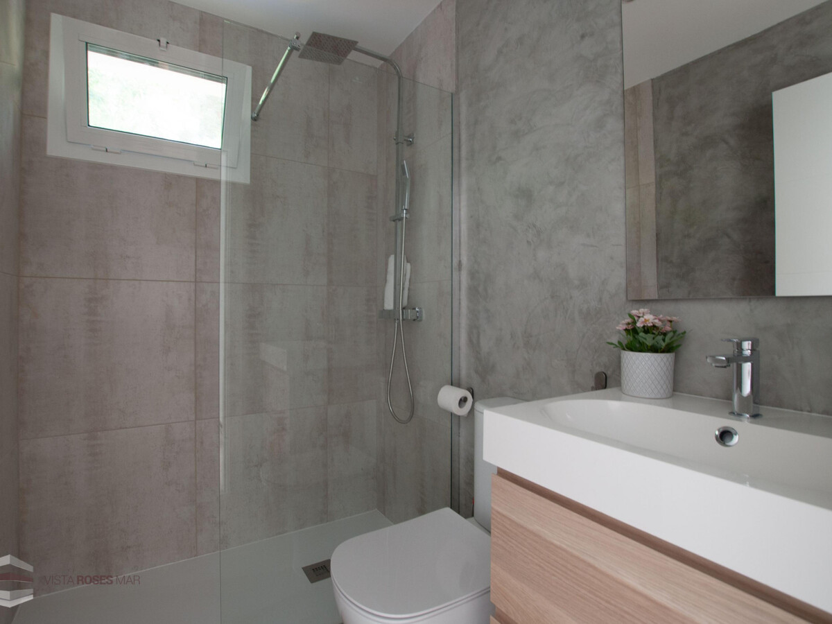Villa moderne 4 chambres, piscine privée, vue Baie de Roses - Photo 21