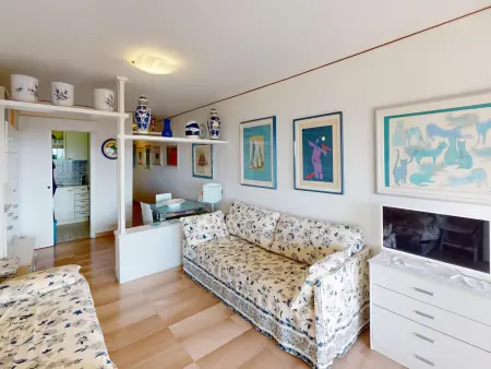 Studio climatisé 30m² avec garage, terrasse et vue mer : photo 5