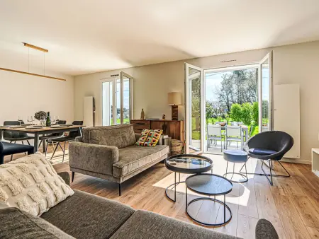 La Tour Bourgerel avec piscine, Maison 8 personnes à Baden - Photo 1