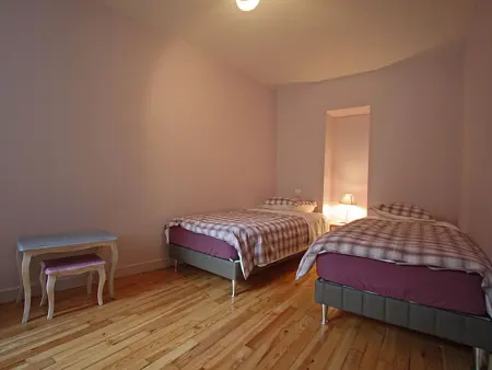 Gîte 6 pers. Place des Vosges, centre historique Épinal : photo 14