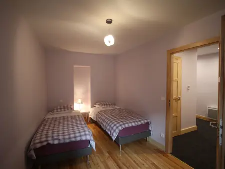 Gîte 6 pers. Place des Vosges, centre historique Épinal : photo 15