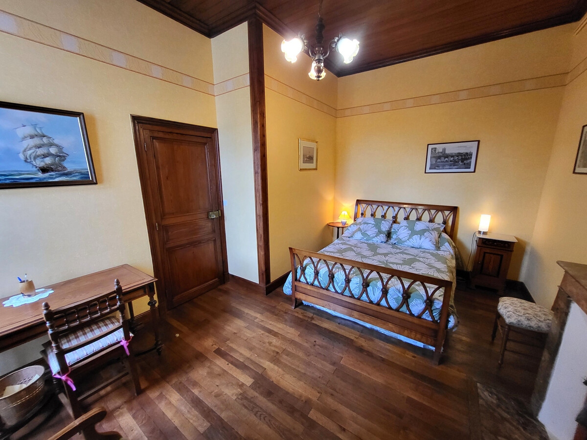 Maison 3 chambres, cour privée, 300m de la plage - Photo 12