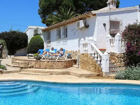 Location villa à Moravit, Villa à Moraira avec piscine privée, proche plage, commerces et restaurants pour 6 personnes