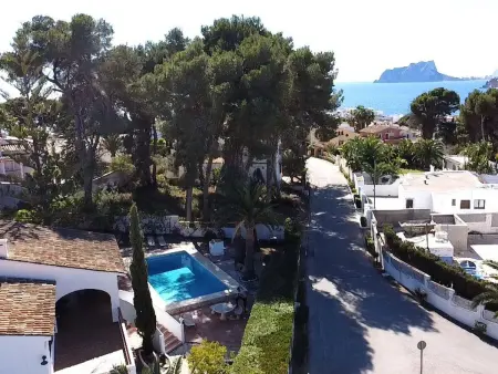 Location villa à Moravit, Villa classique avec piscine privée, proche plage et toutes commodités, idéale pour familles et amis