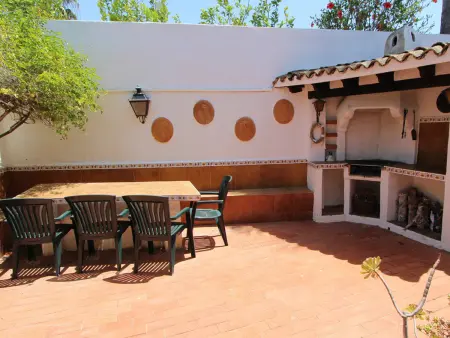 Villa classique avec piscine privée, proche plage et toutes commodités, idéale pour familles et amis - Photo 8