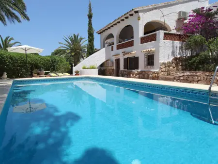 Charmante villa à Moraira avec piscine privée, proche plage et commodités - Photo 3