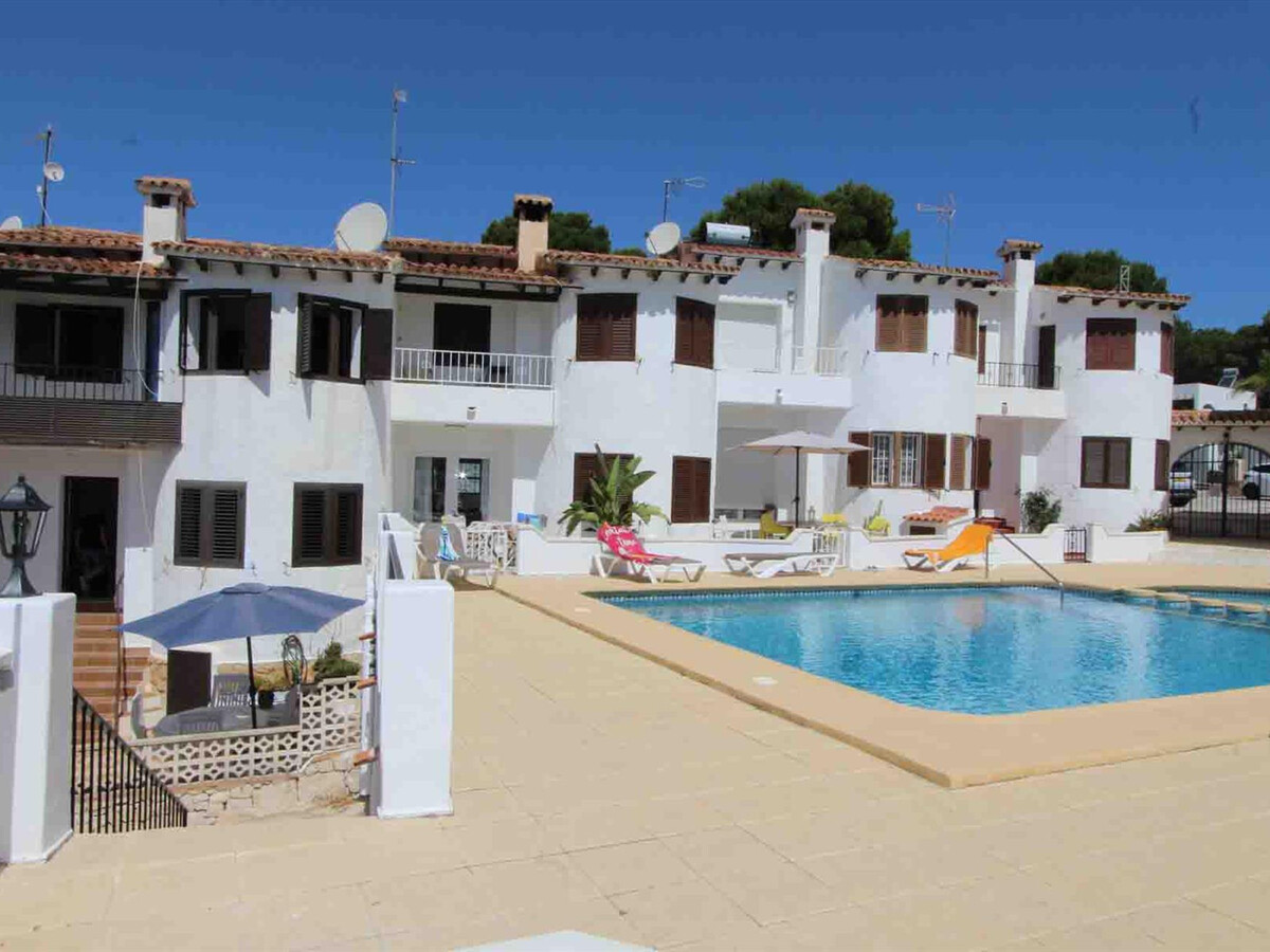 Maison rustique 2 chambres avec piscine, 1 km plage - Photo 1