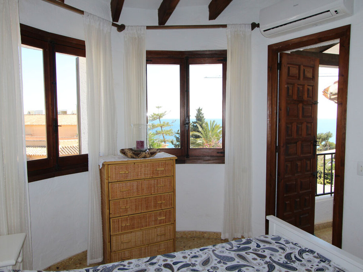 Maison rustique 2 chambres avec piscine, 1 km plage - Photo 14