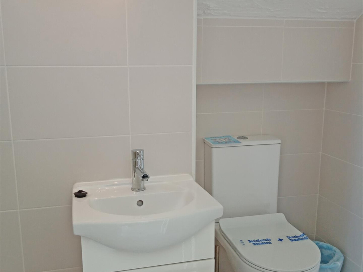 Maison rustique 2 chambres avec piscine, 1 km plage - Photo 18
