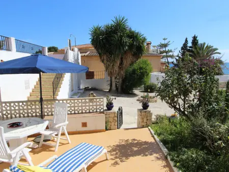 Location maison à Moraira, Charmante location avec piscine commune à 1 km de la plage à Moraira, pour 4 personnes