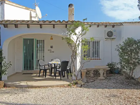 Location maison à Moraira, Maison de vacances à Moraira avec piscine, proche golf et plage, idéale pour familles