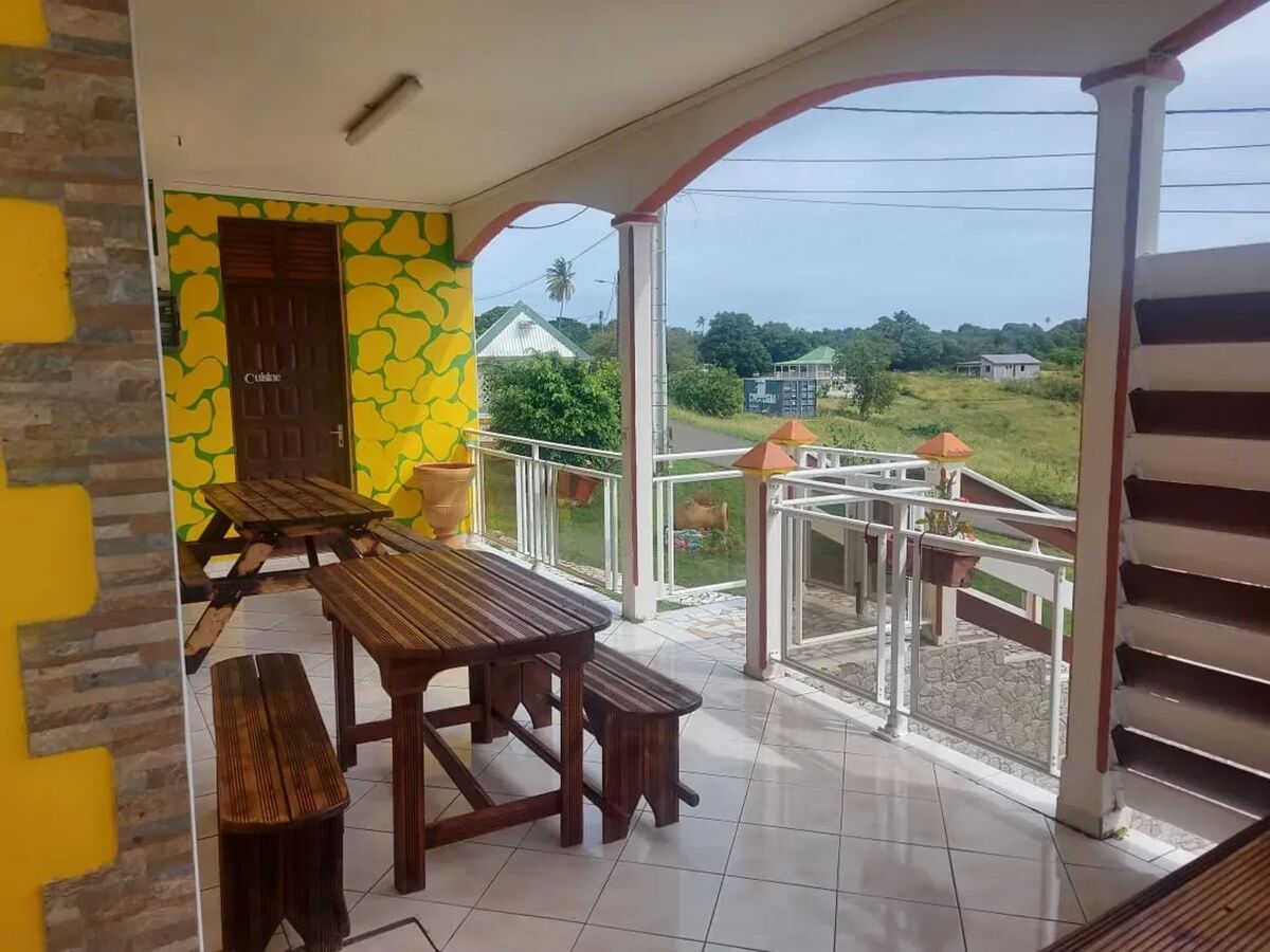 Appartement 90 m² pour 10, terrasse & jardin à Grand-Bourg - Photo 1