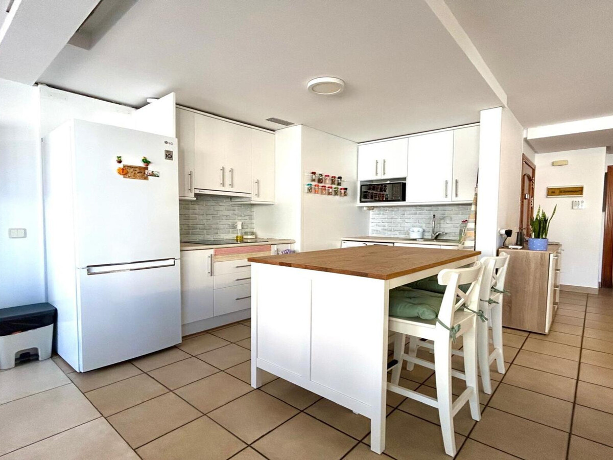 Appartement 75m² piscine près plage Esquinzo - Photo 10