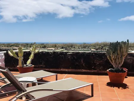 Location appartement à Costa Calma, Appartement à Costa Calma avec piscine, terrasse et WIFI, à 400m de la plage