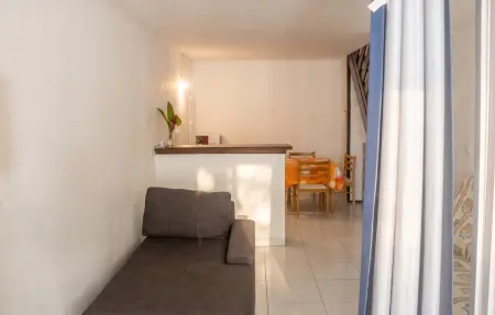 Appartement 60 m² avec terrasse et entrée privée au Gosier : photo 4