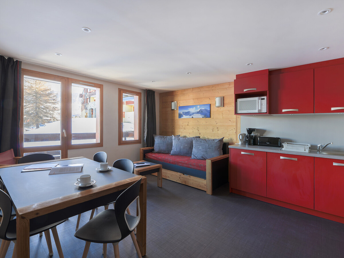 Appartement 6 pers rénové 2017 · Accès pistes · Parking - Photo 2