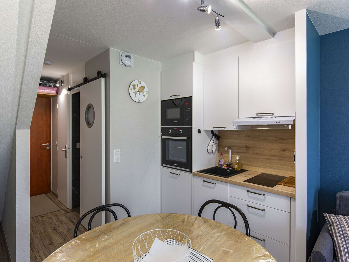 Studio 4 pers balcon sud face pistes, skis aux pieds - Photo 5