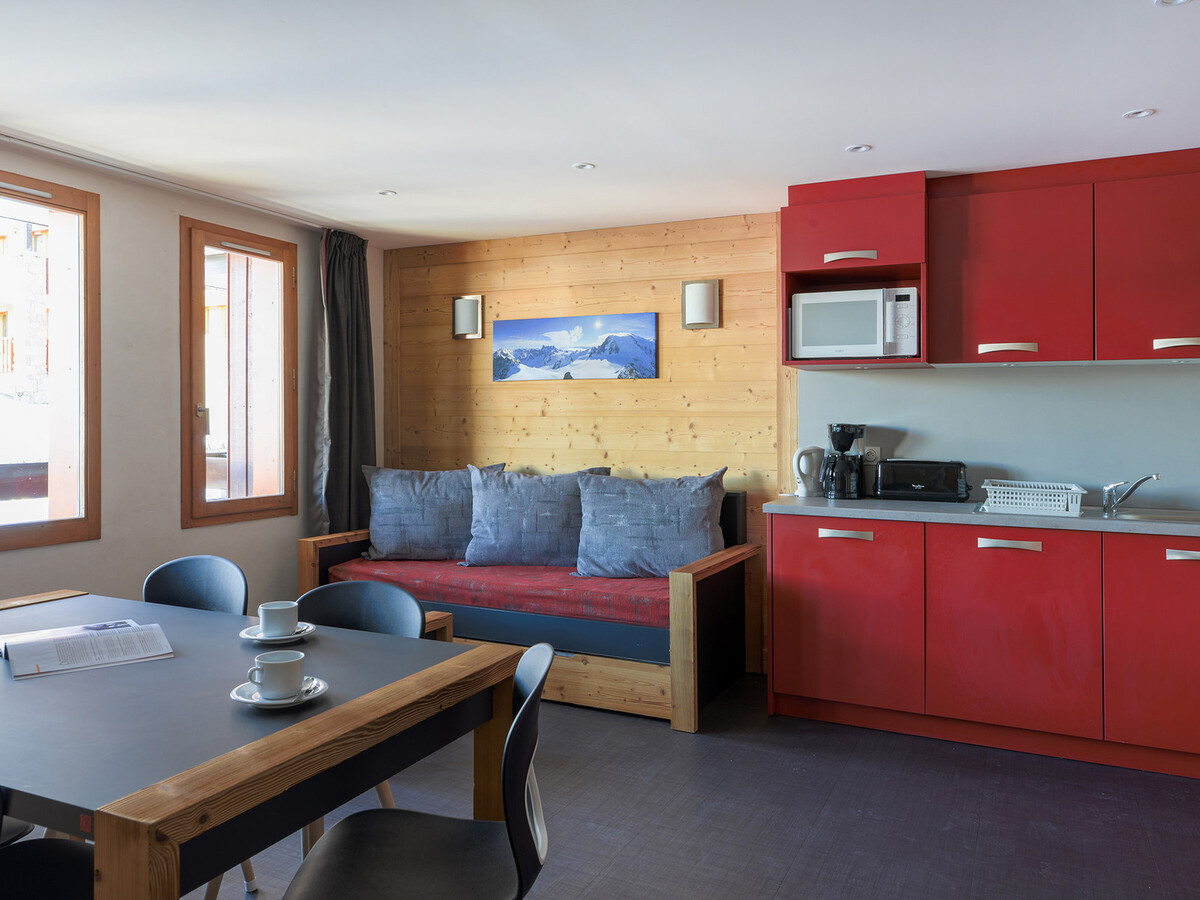 Appartement 6 pers. rénové 2017, ski aux pieds, parking gratuit - Photo 2