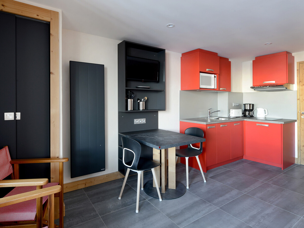 Studio 21m² rénové 2018, balcon EST, accès bien-être - Photo 3