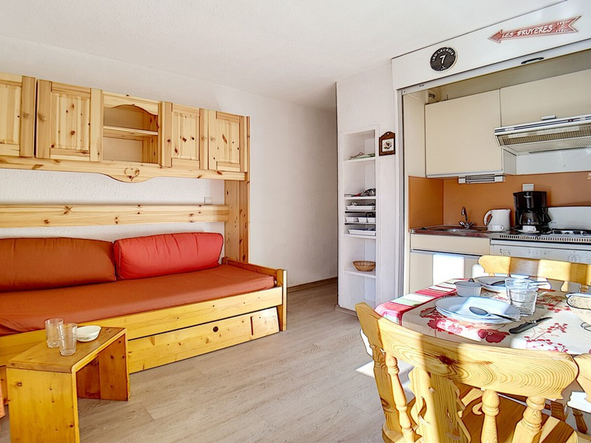 Studio 25 m² skis aux pieds, balcon Sud-Ouest aux Menuires - Photo 2