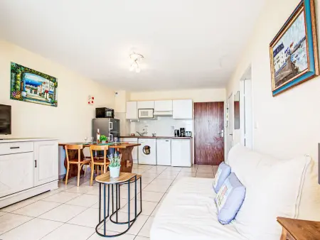 Appartement Les Rives du Soleil, vue mer à Canet-Plage : photo 4