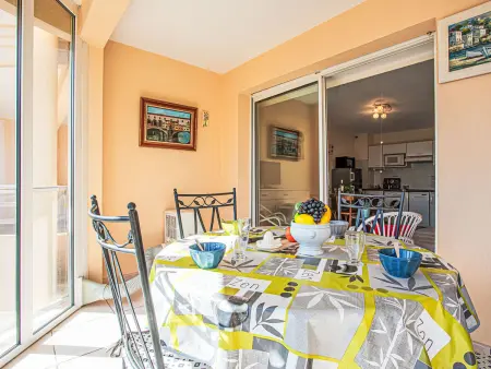 Appartement Les Rives du Soleil, vue mer à Canet-Plage : photo 6