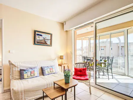 Appartement Les Rives du Soleil, vue mer à Canet-Plage : photo 9