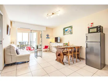 Appartement Les Rives du Soleil, vue mer à Canet-Plage : photo 12